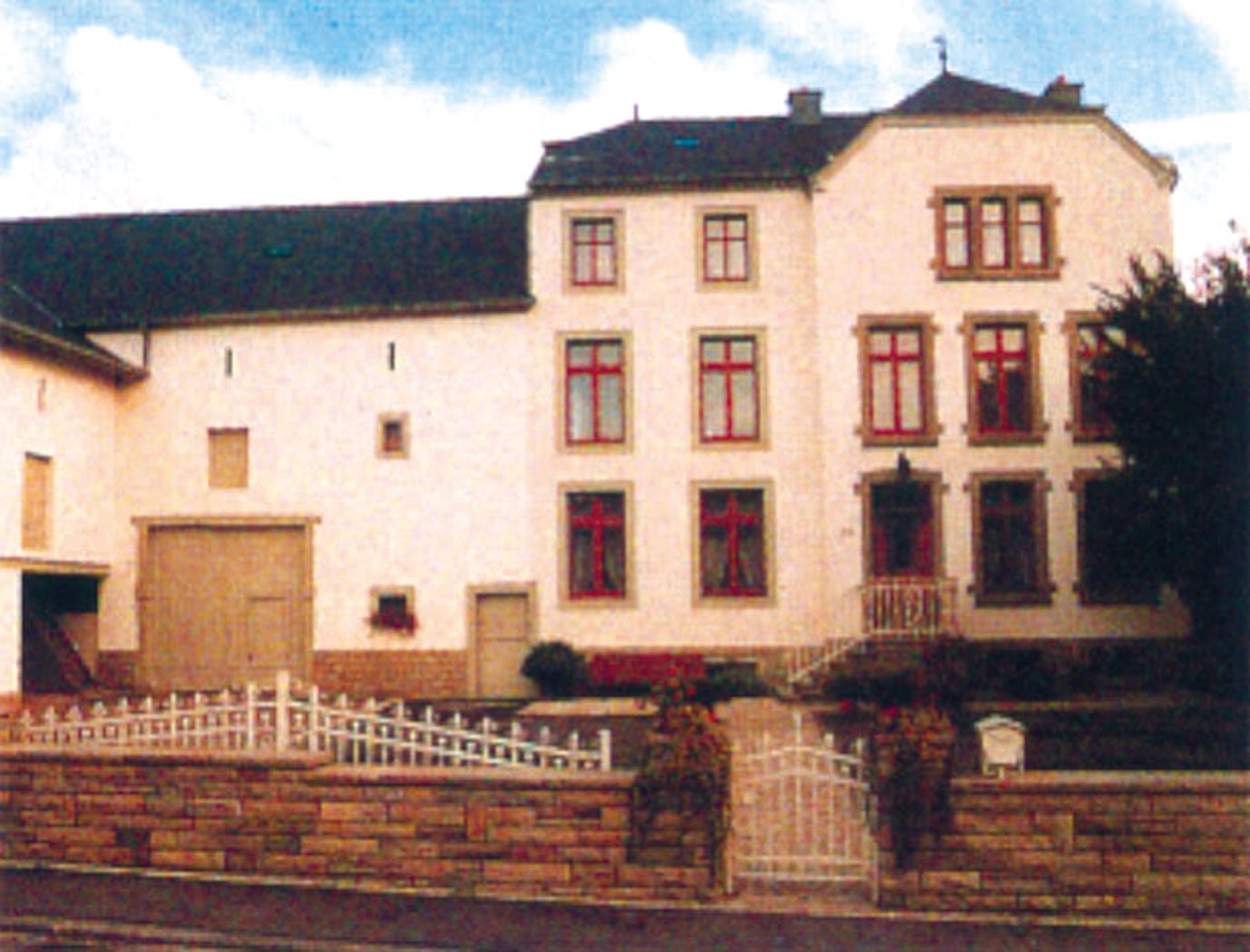 Weber-Posing Marie-Louise 98m2 Gilsdorf