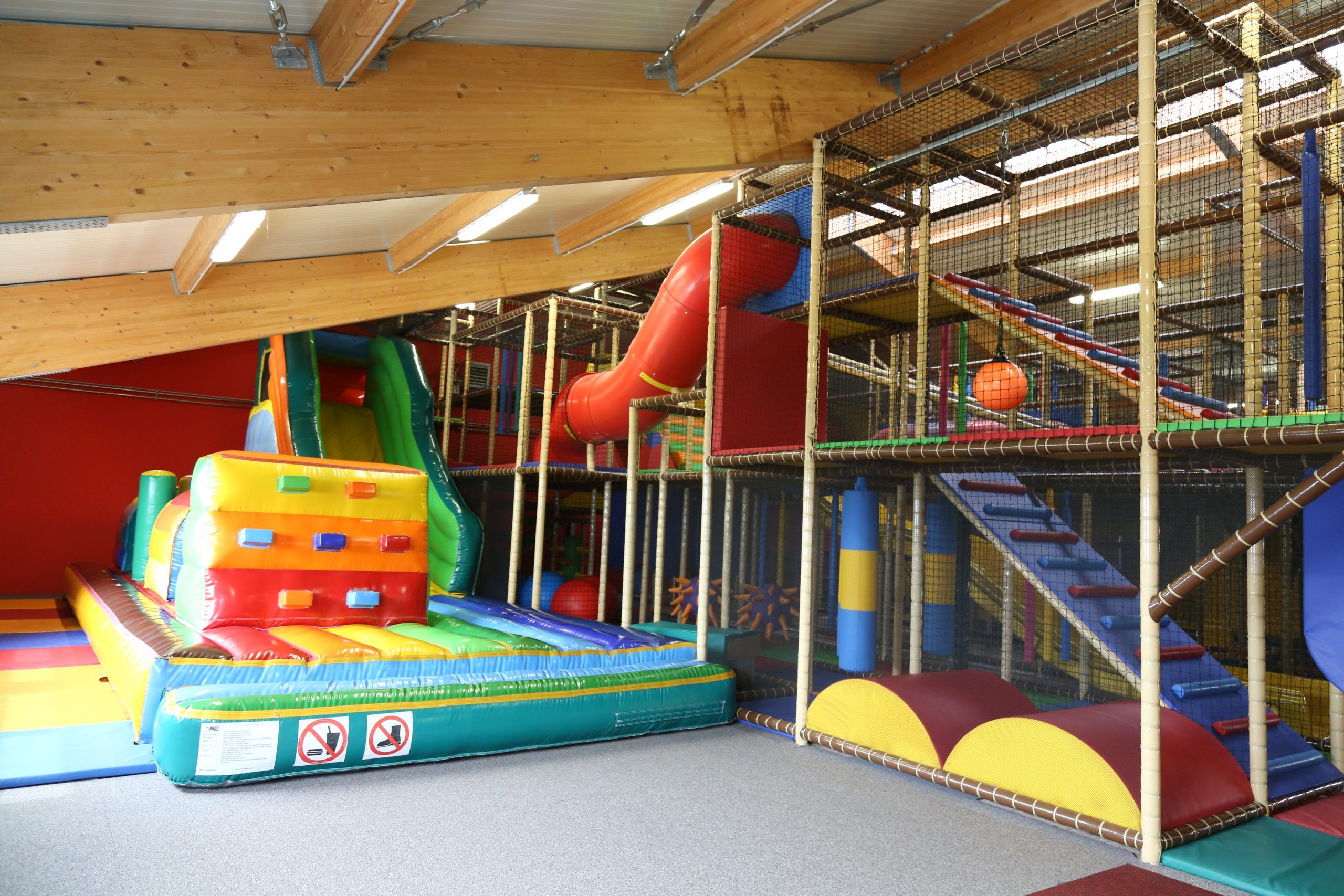 All in Family Fun Center Heiderscheid